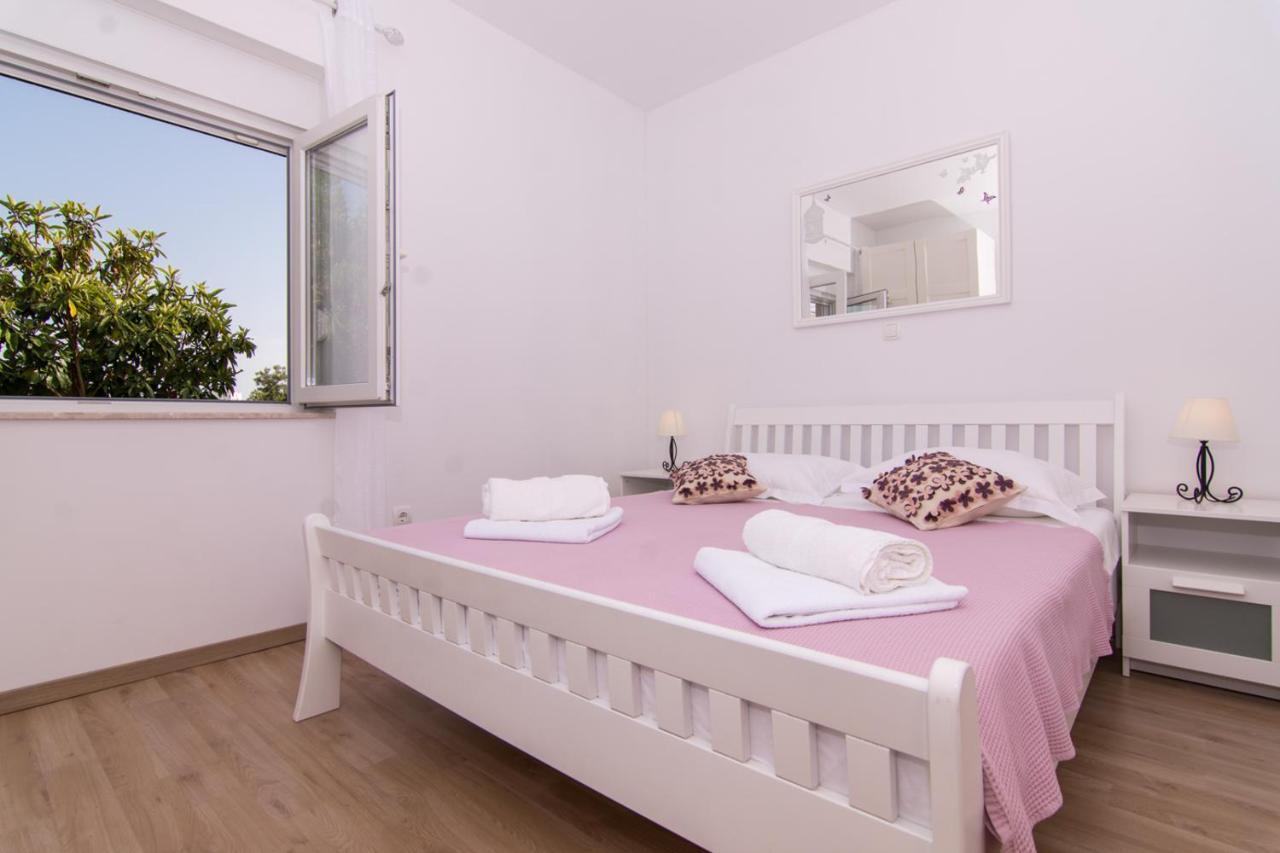 Apartman Sun Solin Apartment Екстериор снимка