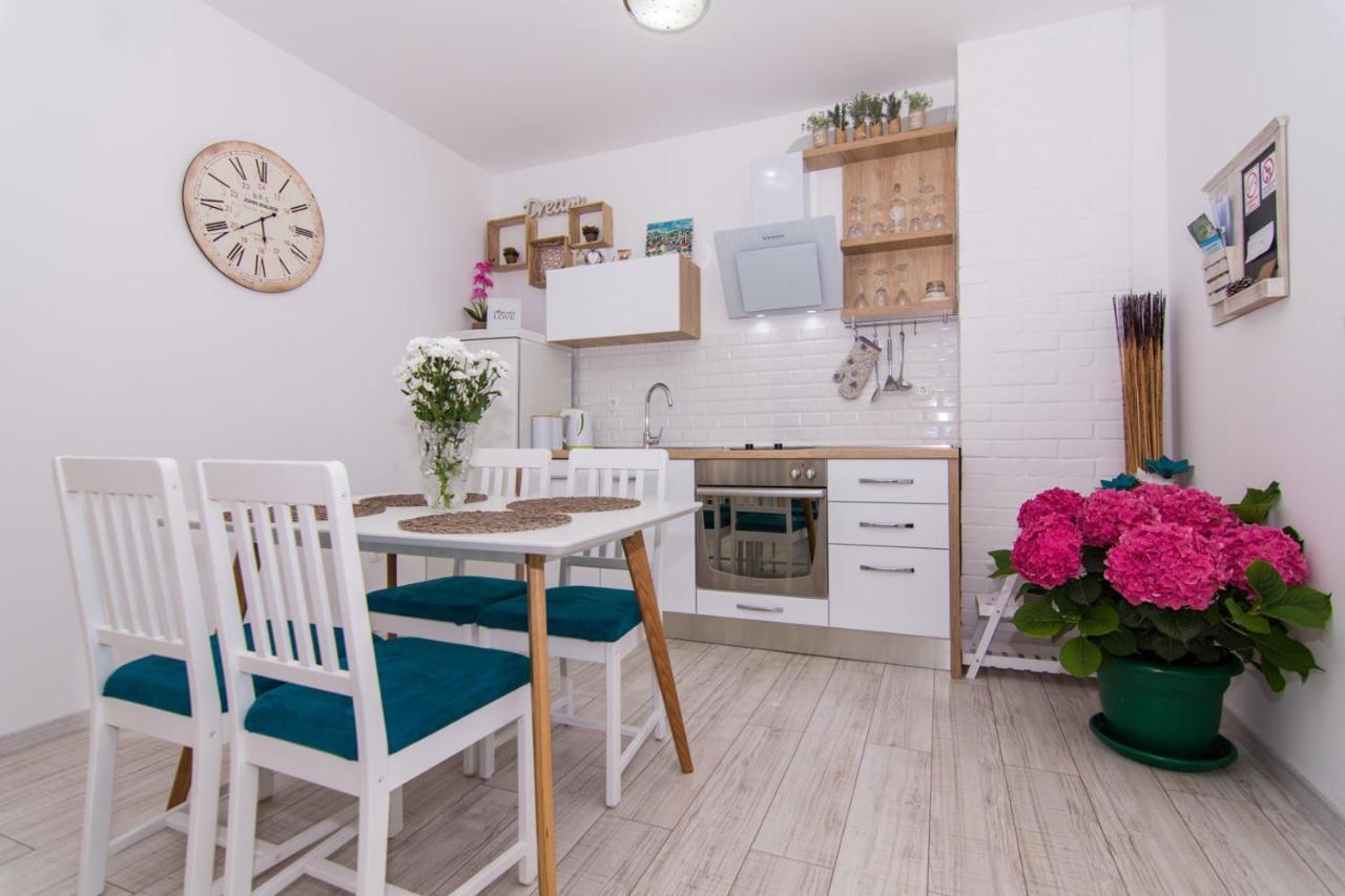 Apartman Sun Solin Apartment Екстериор снимка